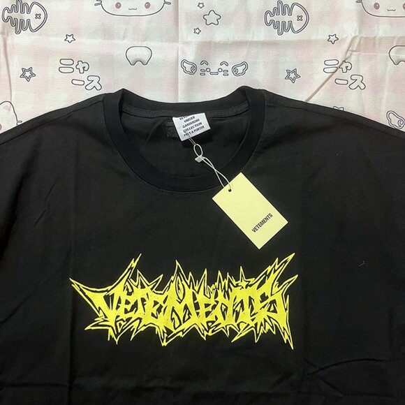 Lightning Bolt Print Short-Sleeved T-Shirt Vetements - Picture 2 of 6